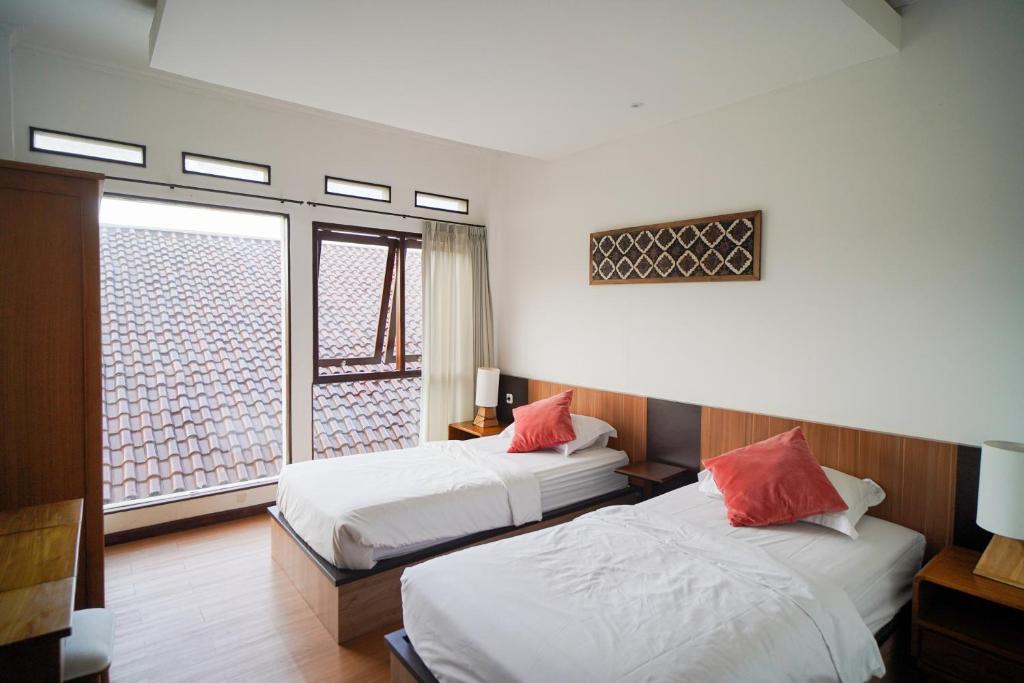 Omah Angkul Angkul Villa - Villa De Tres Habitaciones