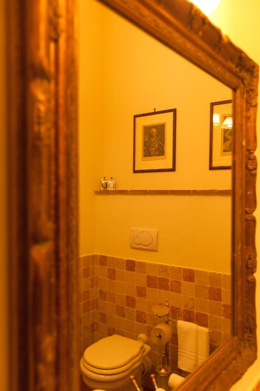 Koupelna v ubytování Palazzo Benucci
