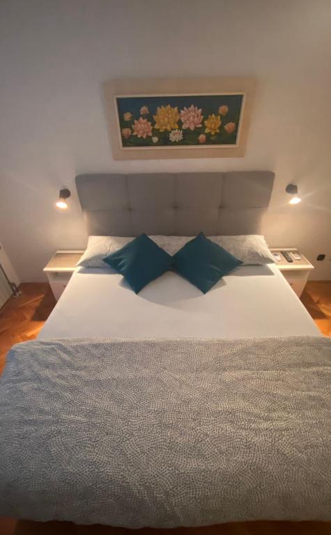 Guest House Romansa - 8