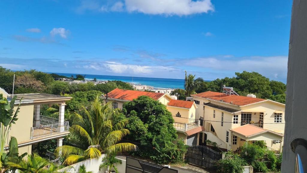 Superbe appartement en résidence avec piscine, FlicenFlac, Mauritius