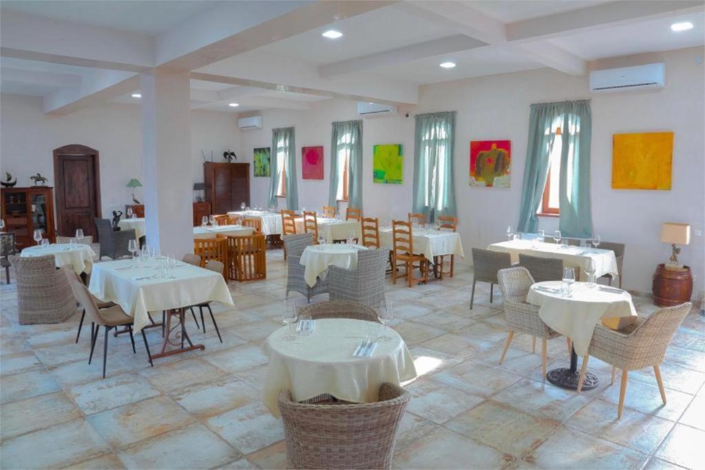 Restaurace v ubytování Chateau Tetri Bairagebi White Flags