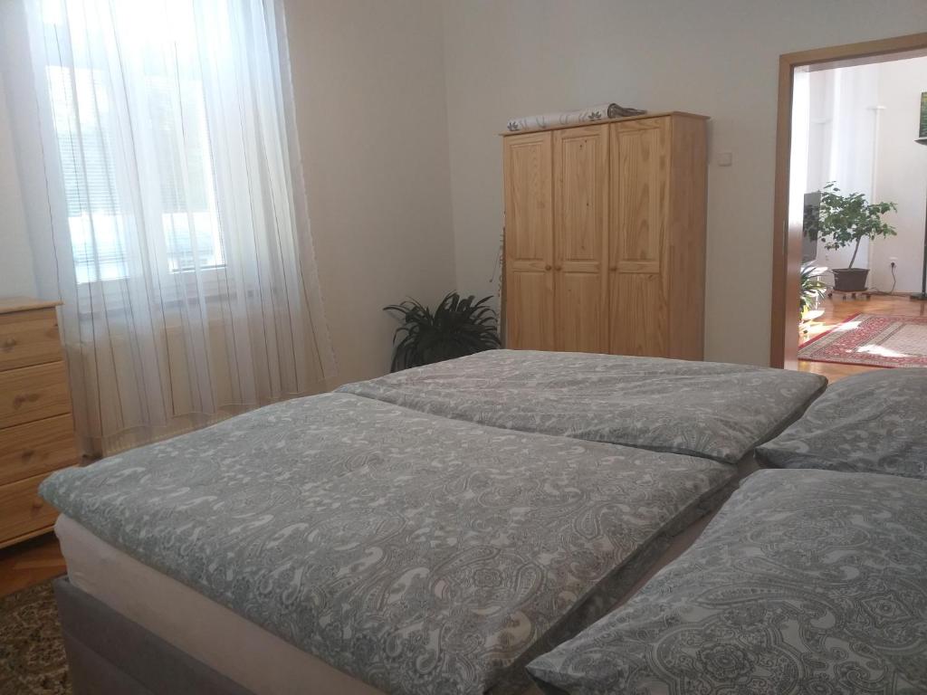 Postel nebo postele na pokoji v ubytování Apartmán Kraslice
