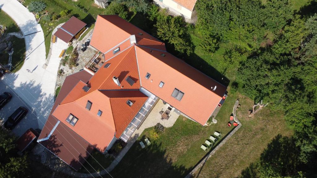 Letecký snímek ubytování Rudolf Vendégház