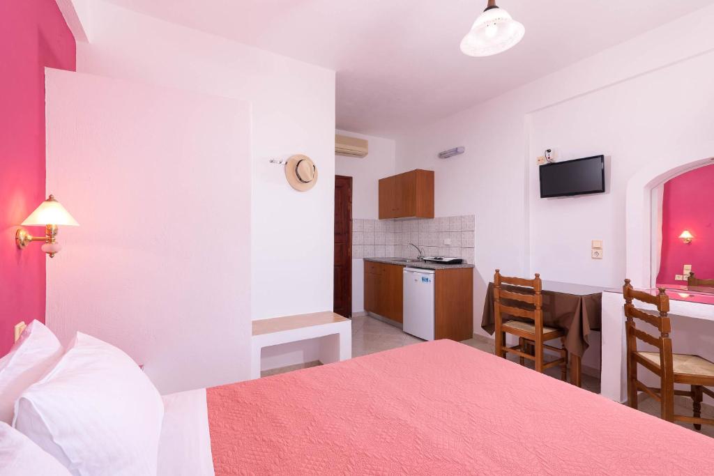 Mandilaria Studios - 10