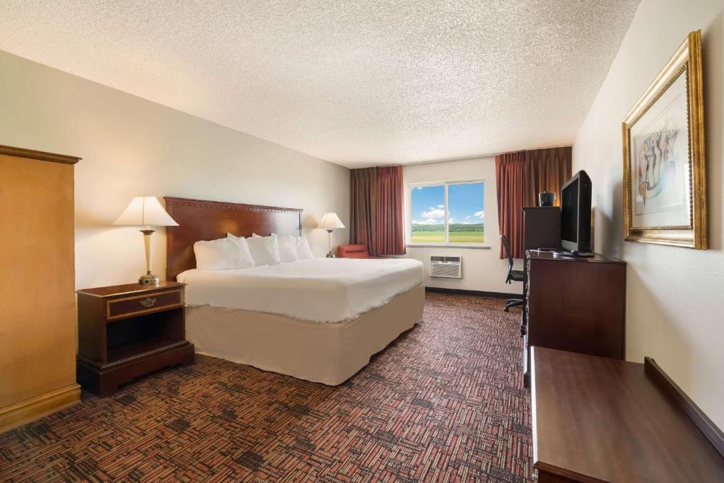 SureStay Hotel by Best Western Thomson - Habitación King