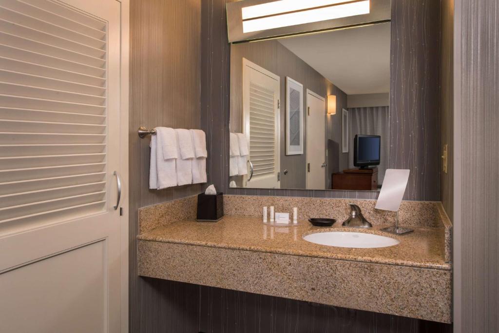 Sonesta Select Columbia photo