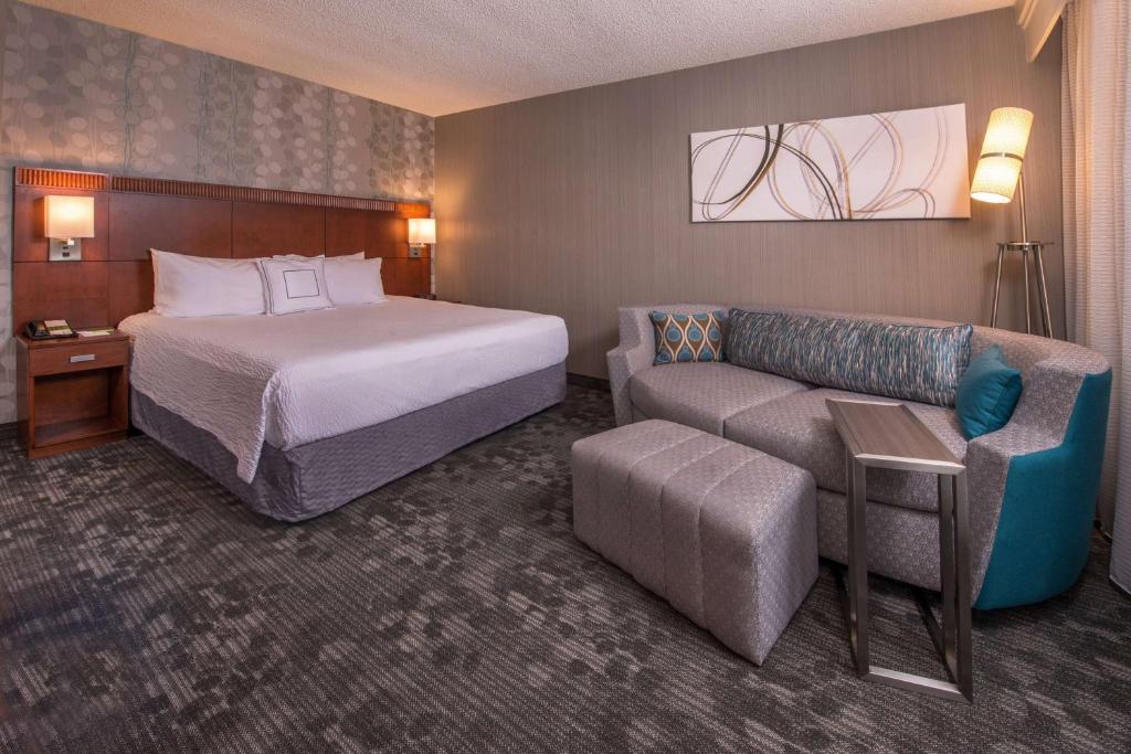 Sonesta Select Columbia - Hearing Accessible Guestroom King
