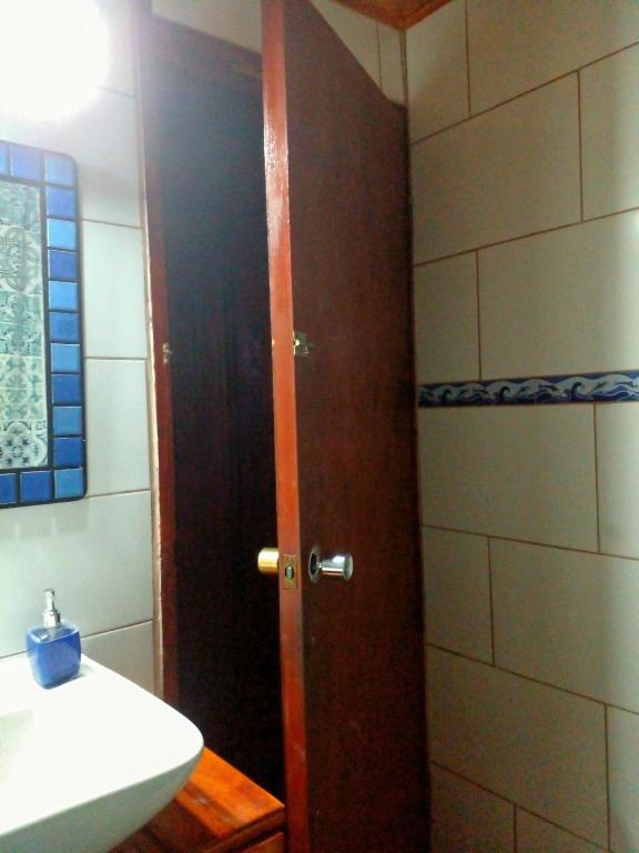 Koupelna v ubytování Hostal Casa Galerna de La Montaña