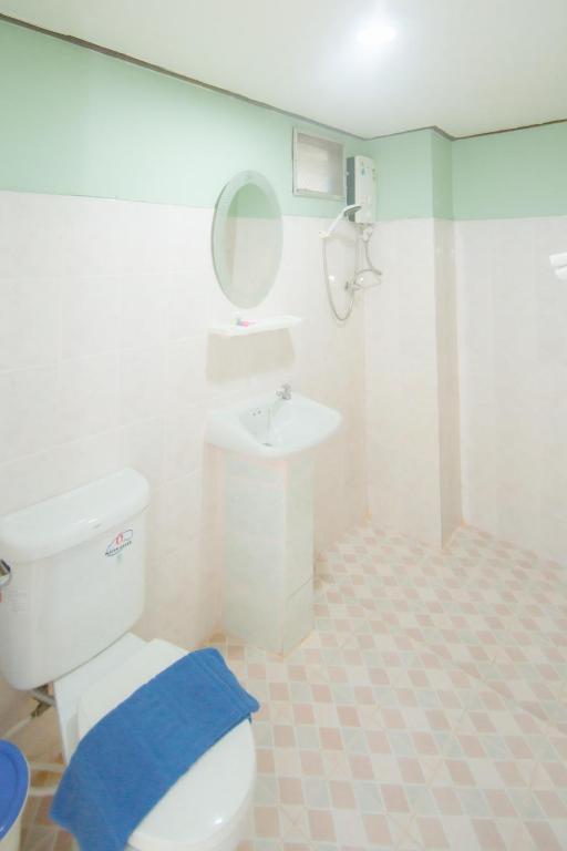 Koupelna v ubytování Mam Kaibae Hotel