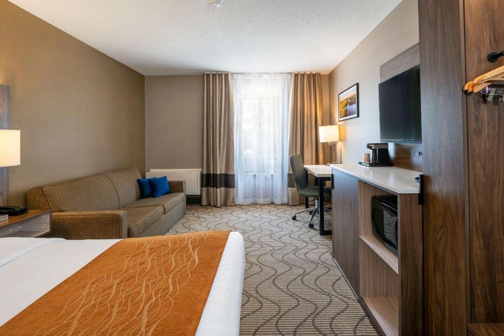 Comfort Inn Lakeshore photo