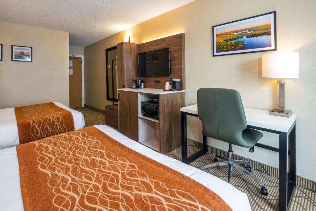 Comfort Inn Lakeshore photo