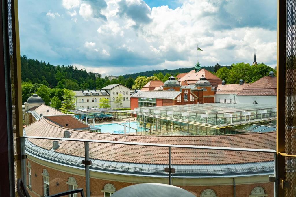 Bazén v ubytování Hotel König Albert nebo v jeho okolí