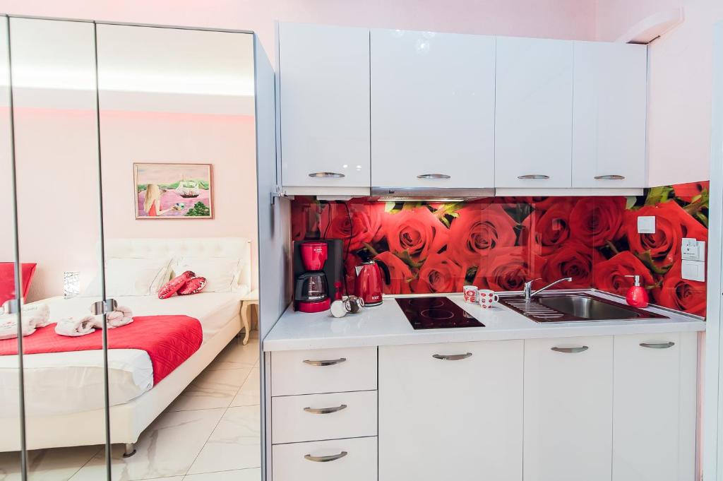 Dream Boutique Apartments - 3