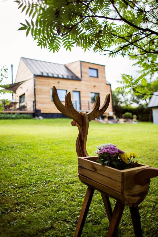 Aed väljaspool majutusasutust LOFT WAPITI