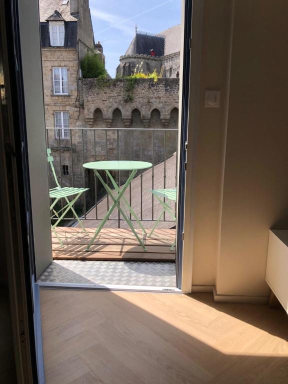 Balkón alebo terasa v ubytovaní AU COEUR DE VANNES - VUE SUR LES REMPARTS - 2 CH