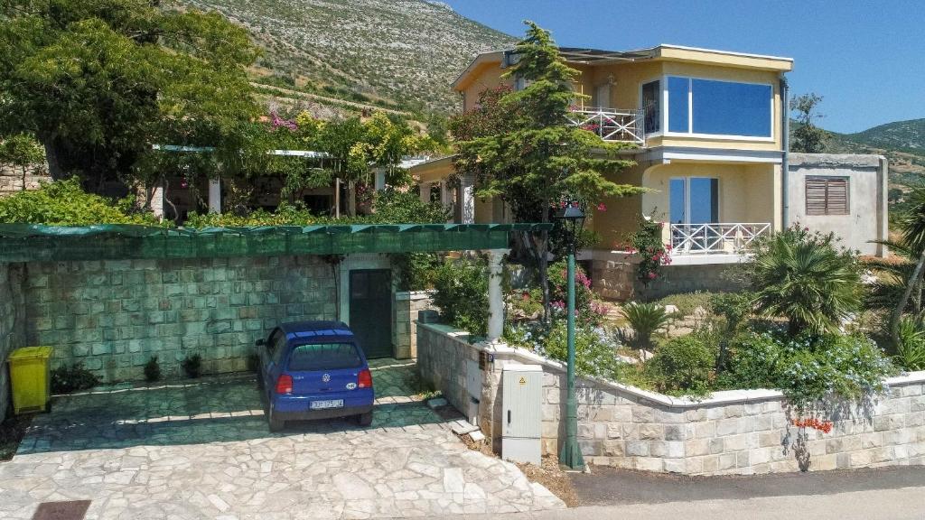 Výhľad na hory alebo výhľad na hory priamo z apartmánu
