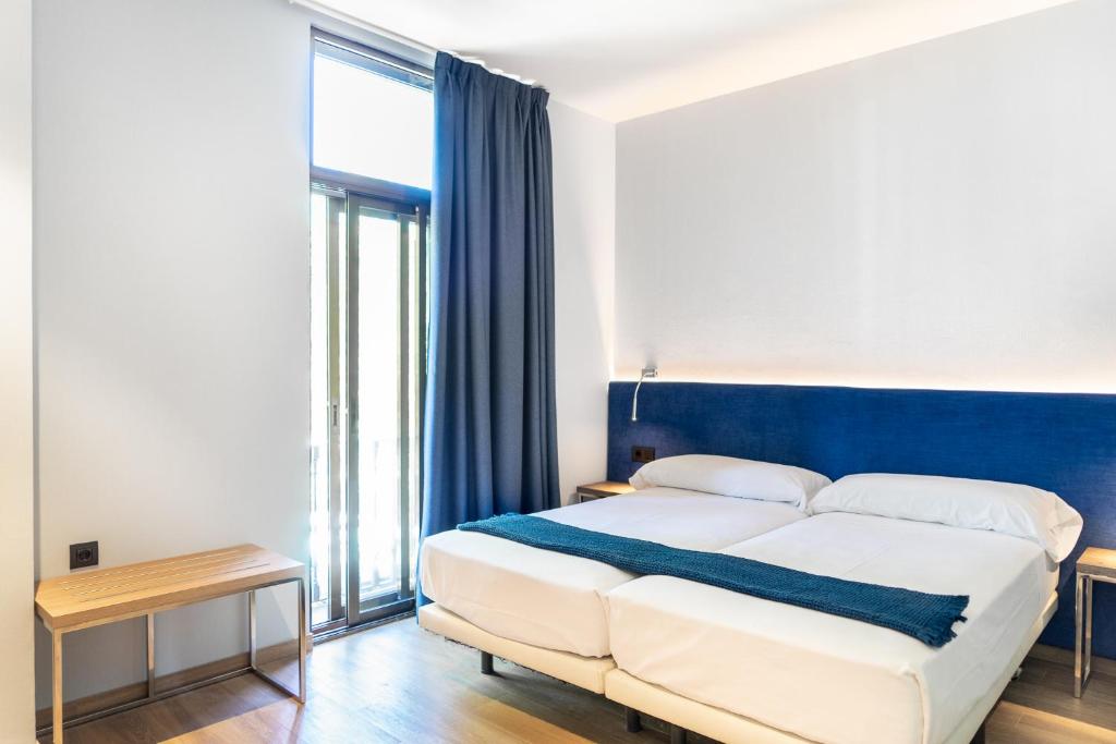 Caledonian - Resim 34