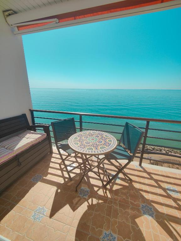 Balkón nebo terasa v ubytování Santa-Clara-Blue Horizon Front Line Apartment BY NAMASTE ELITE
