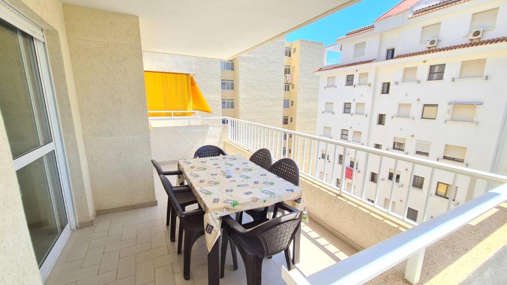 A balcony or terrace at PALMERAS - Muy exclusivo y cerca de la playa!! Sólo familias