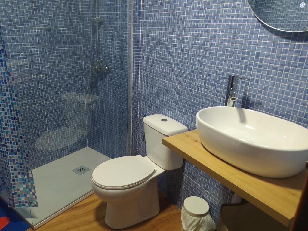 Koupelna v ubytování Perla Lagunillas Málaga