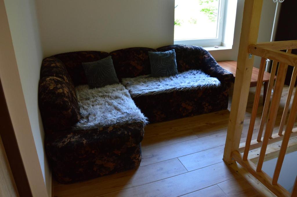 Posezení v ubytování Horský apartmán Pod Zelenou Střechou