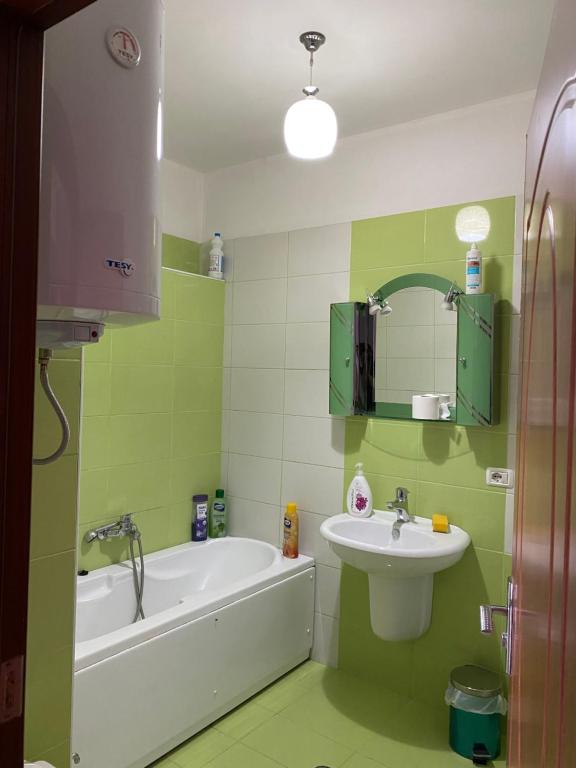 Stay the Night Shkodra Apartment City Centre - Image 8