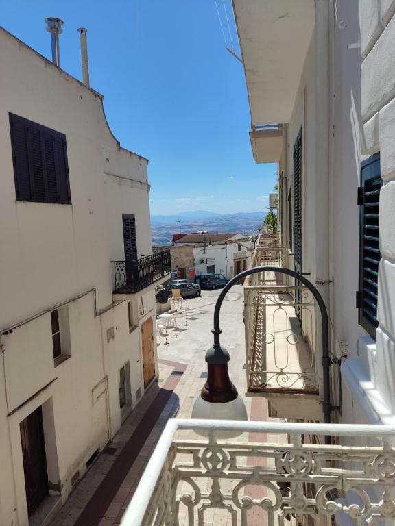 vista dal balcone di un edificio di Il Vicoletto a Pisticci