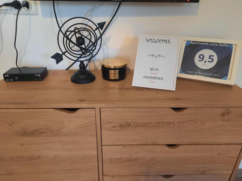 LUCY Apartments with heated saltwater pool and free private parking - 4