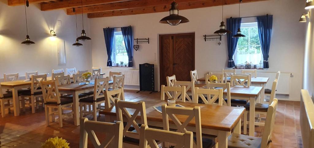 Restaurace v ubytování Vinný sklep a penzion U Bobule