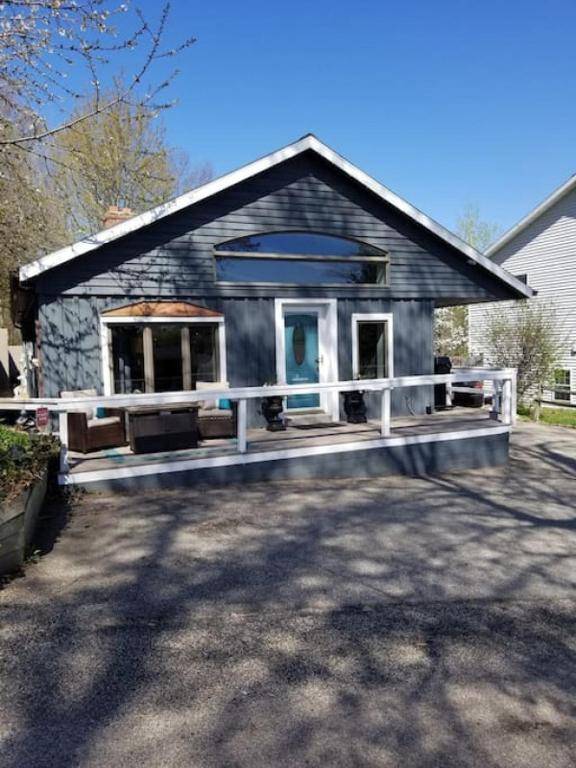 The Lake Lodge at Big Pine Island (EUA Belding)