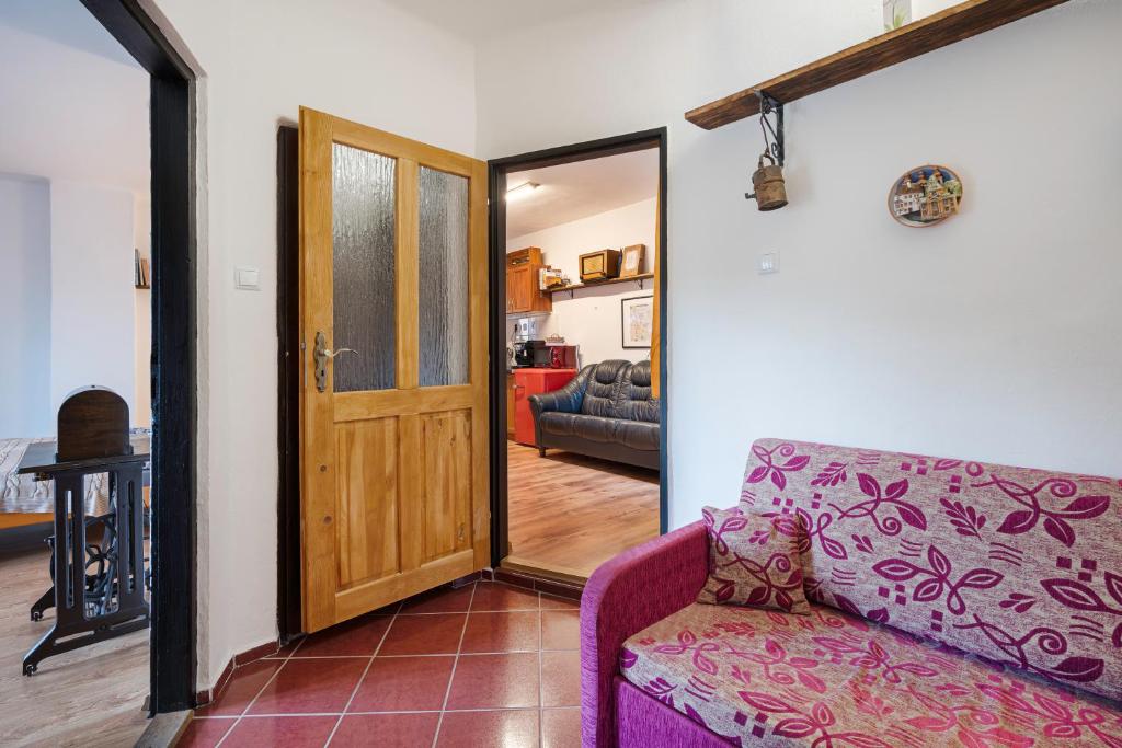 A seating area at Apartman Belavita