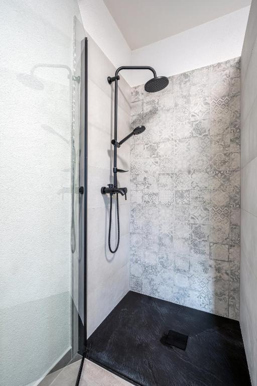 A bathroom at Apartman Belavita