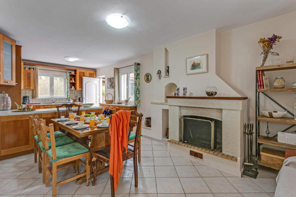 Zdjęcie z galerii obiektu Villa Korini by Villa Plus w mieście Achlades