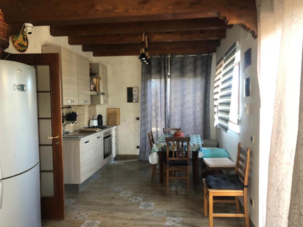 Villetta Due Palme - vicino GIARDINI NAXOS - - Holiday Home