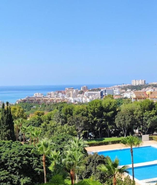 Bazén v ubytování Estudio IRIS Vista al Mar- Costa del Sol nebo v jeho okolí