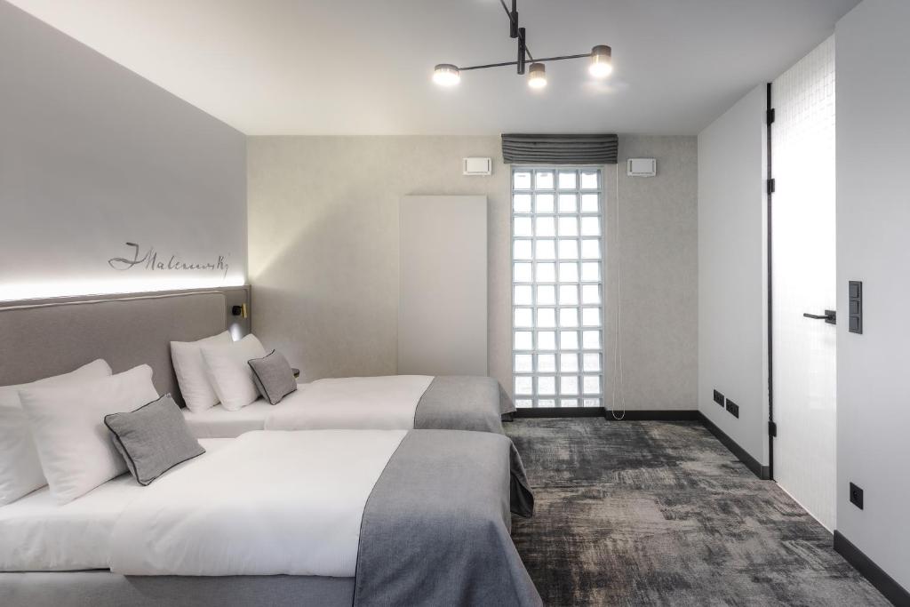 Art Boutique - Resim 18