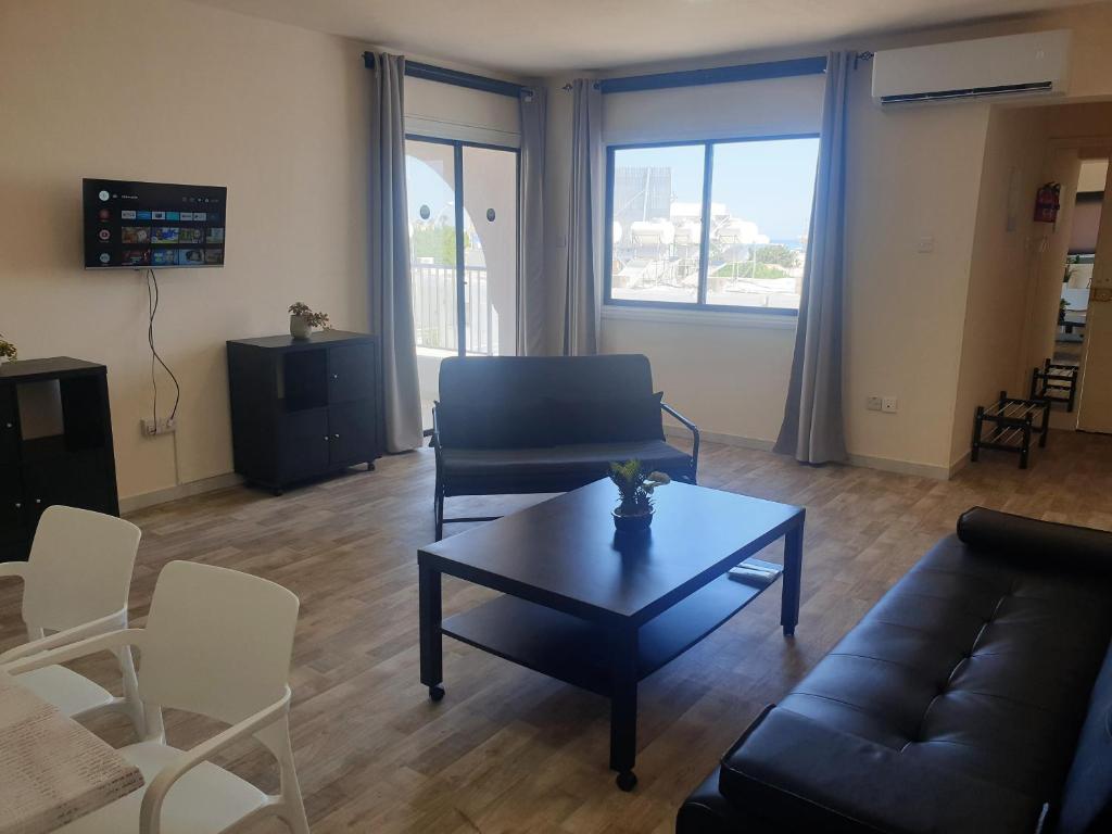 Leucolla Hill & Sea - Apartment With Terrace