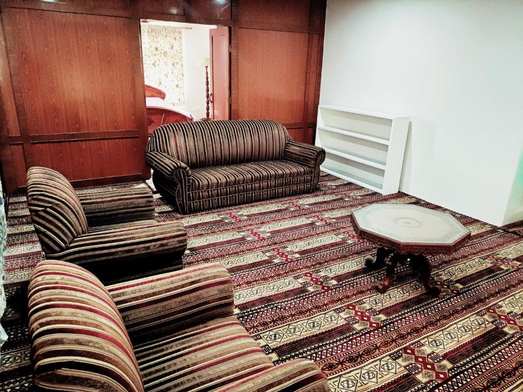 Snow Leopard Lodge - Suite Avec Vue Sur La Montagne