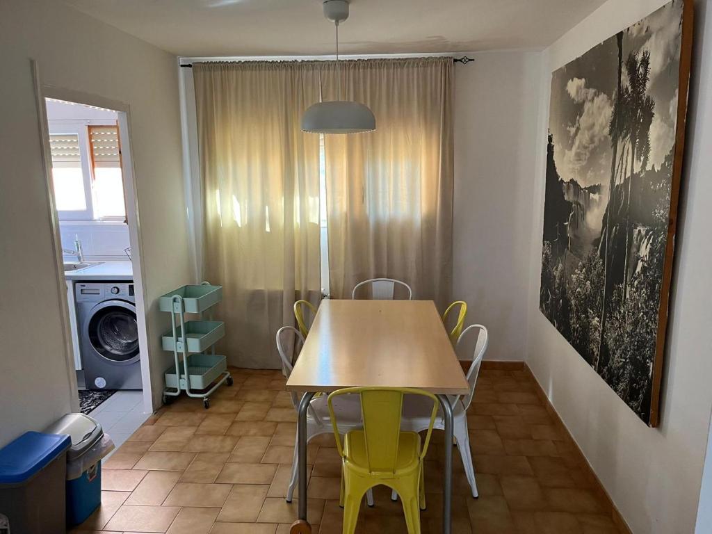 Kép Agradable casa rural con piscina privada szállásáról Vallfogona de Balaguer városában a galériában