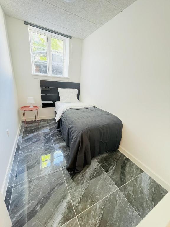 Postel nebo postele na pokoji v ubytování aday - Luxurious 3 bedroom - Modern Living Apartment
