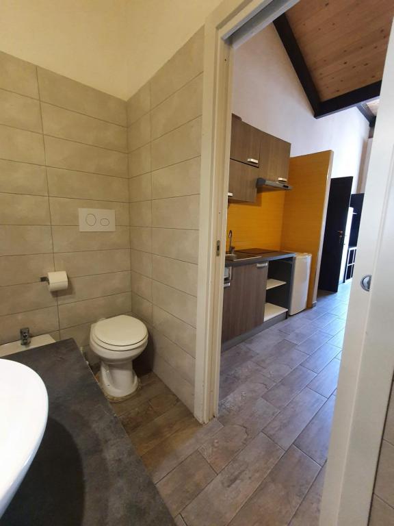 Kúpeľňa v ubytovaní EmyJo Central B&B