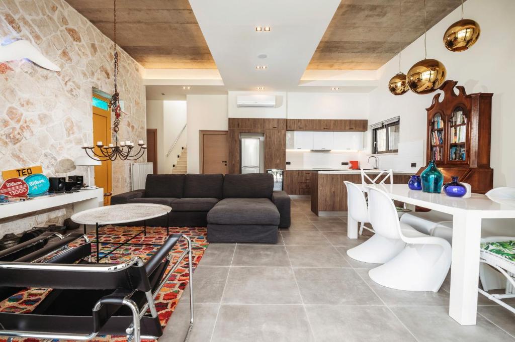 Posedenie v ubytovaní Villa Azimut 1 by Villa Plus