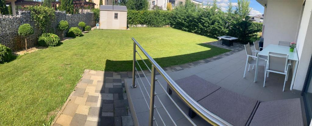 Zahrada ubytování Exkluzív Apartman Debrecen