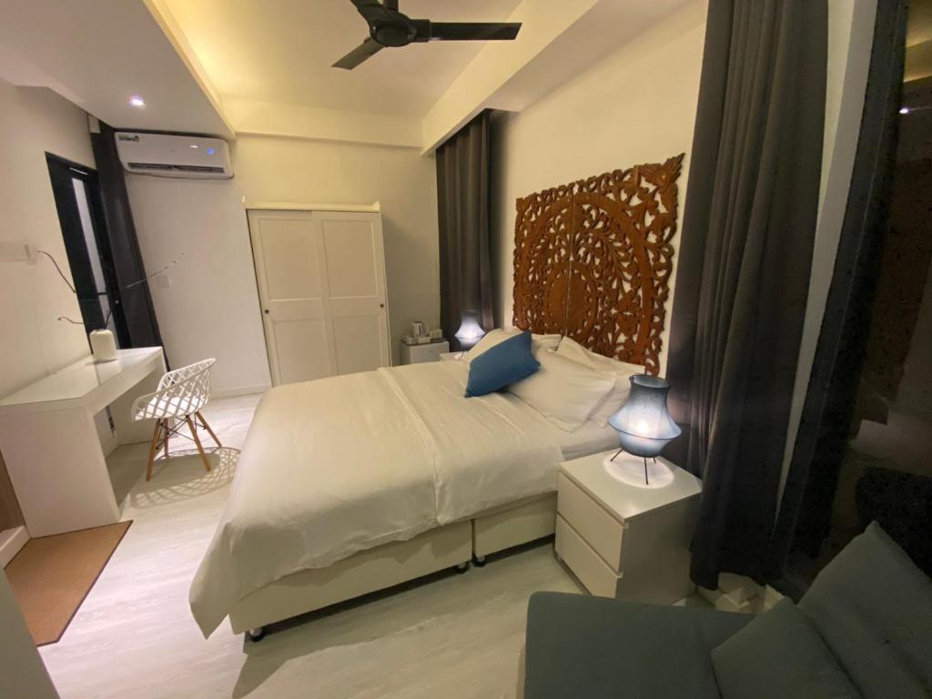 Unwind Dhigurah - 11