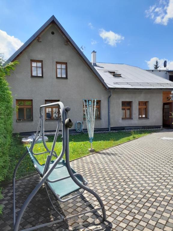 Budova, v ktorej sa apartmán nachádza
