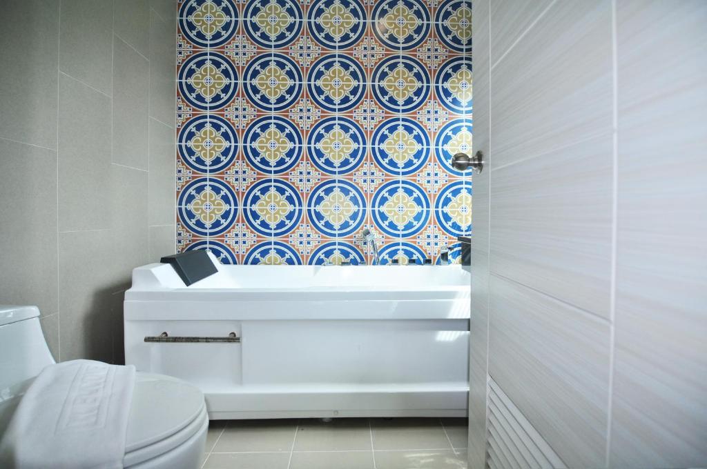 The AIM Patong Hotel - Resim 32