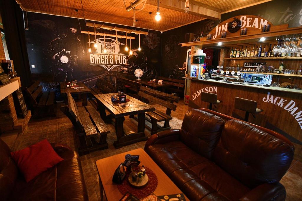 Lounge nebo bar v ubytování Penzión Šírava