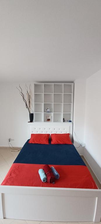 Eriks studio with amazing sea view - Imazhi 2