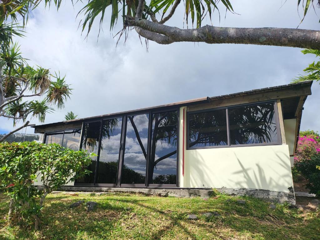 Zahrada ubytování Jolie Maison Vue Ocean et Moorea
