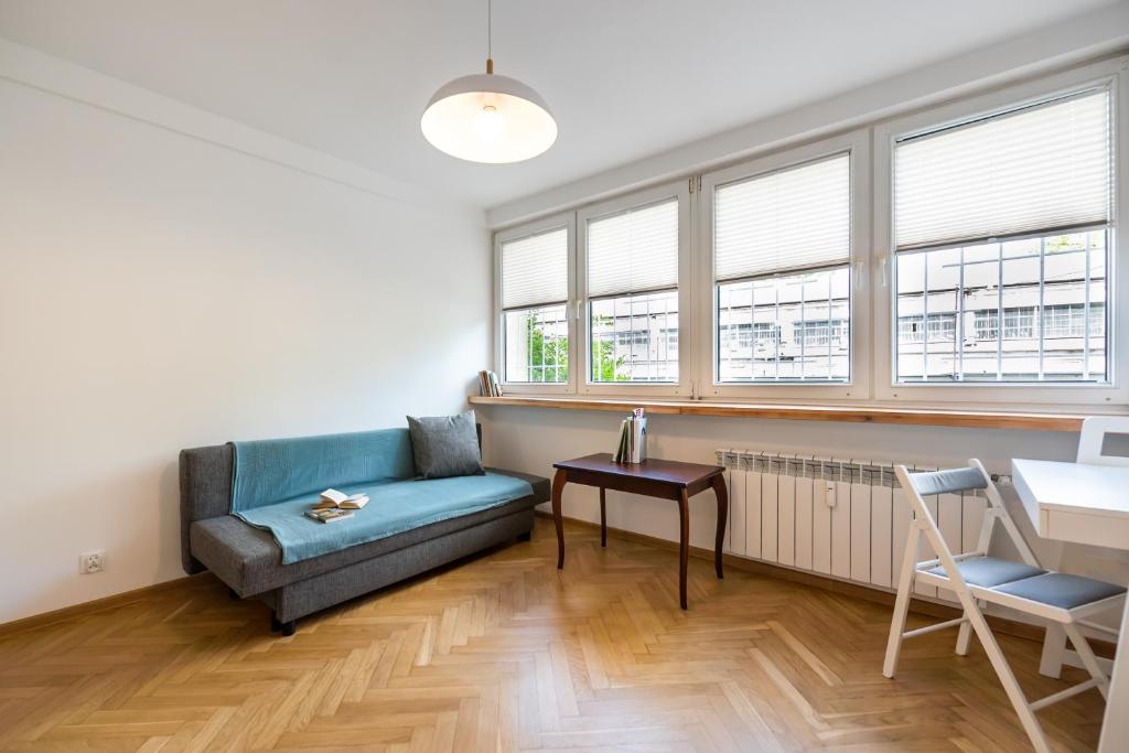 Posedenie v ubytovaní Royal Route Marvelous Apartment